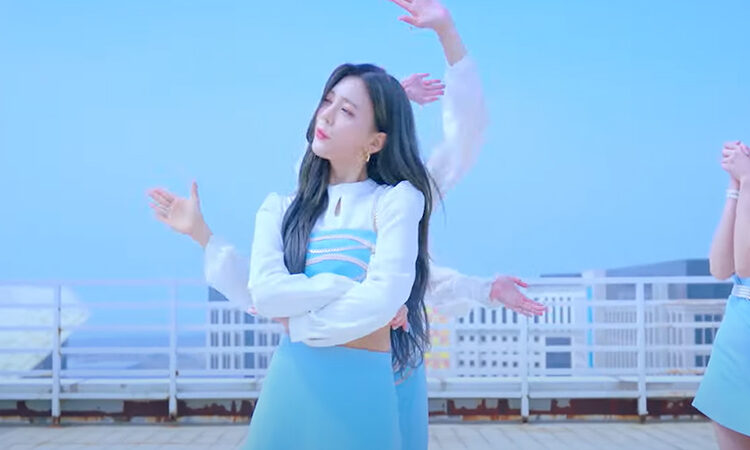 MV HUG U de DIA nos manda un calido abrazo