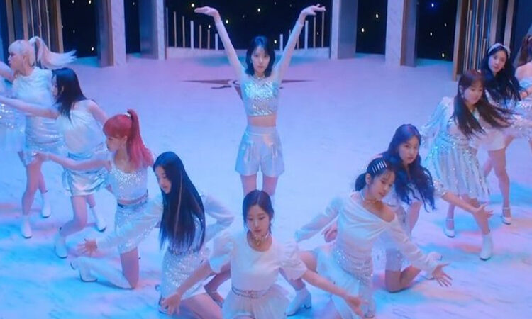 IZ*ONE logra primer lugar con Secret Story Of The Swan