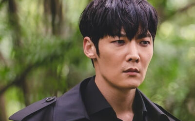 Mira a Choi Jin Hyuk como un zombie detective muy interesante