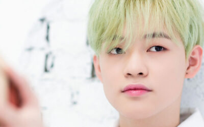 Chenle de NCT recibe una invitación de su idolo Stephen Curry, jugador de la NBA