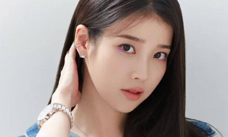 IU desafía a sus fans a quedarse en casa frente a el nuevo amento de COVID-19 en Corea del Sur