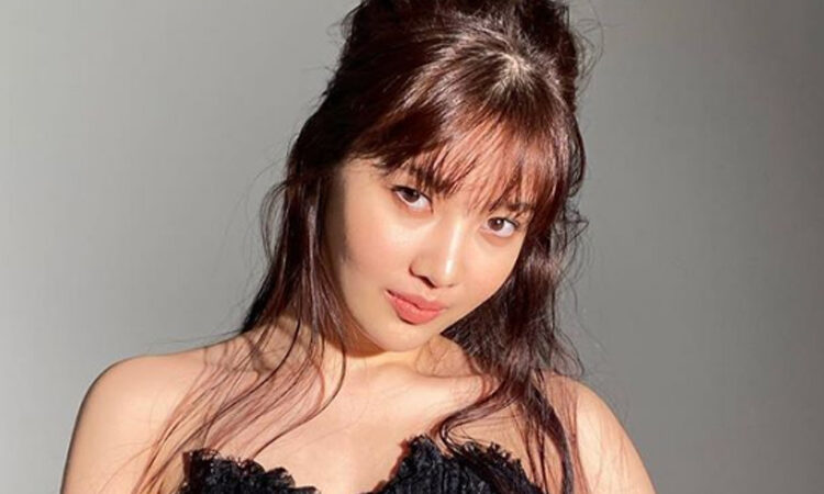 Joy de Red Velvet como anfitriona en 'Idol Star Athletics Championship'