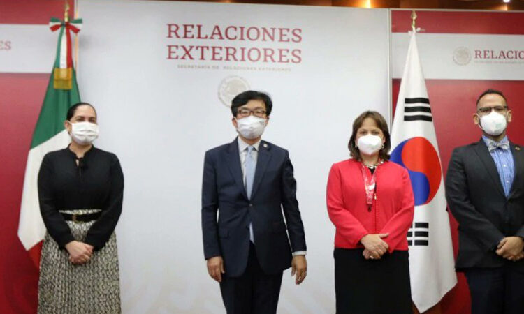 Embajada de Corea del Sur en México dona test para COVID-19