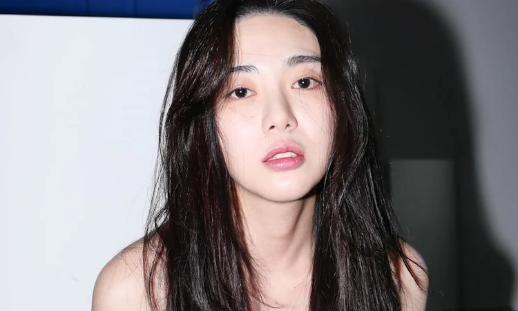 Agencia pide ayuda a los fans para evitar que las emociones de Kwon Mina 