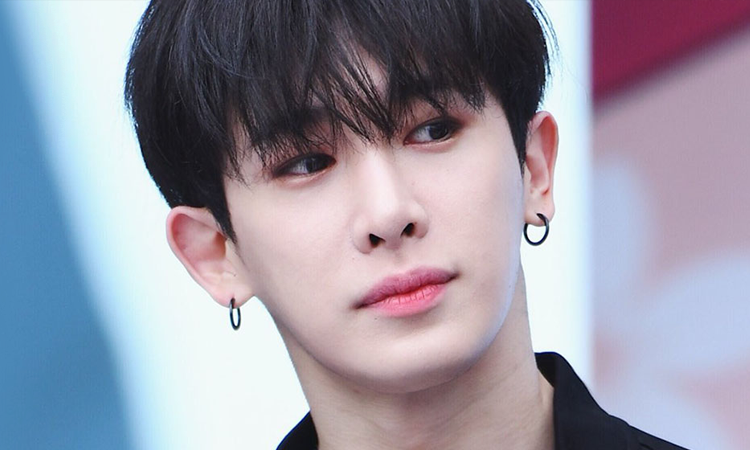 Wonho revela su logo como cantante y compositor