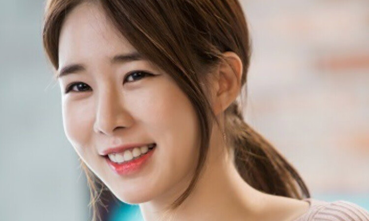 Yoo In Na trabajar con Jisoo de BLACKPINK en el kdrama Snowdrop