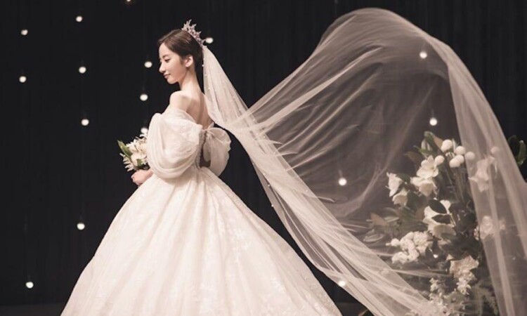 Este foi o casamento de Jisook, do Rainbow, e Lee Doo Hee