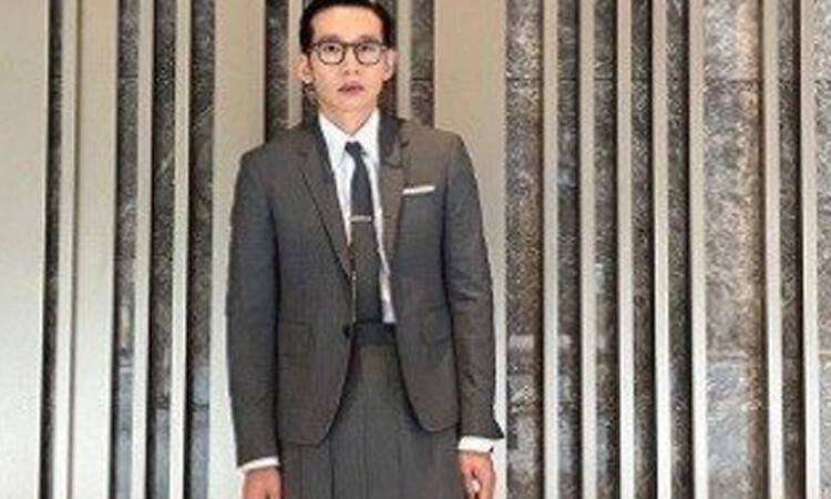 Bong Tae Gyu responde a los medios de porque decidió utilizar falda en una conferencia de prensa