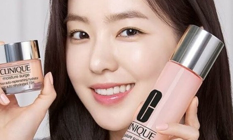 Clinique elimina los anuncios con Irene de Red Velvet después de la controversia