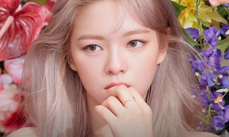 Jungyeon de TWICE presenta teaser conceptual de Eyes Wide Open