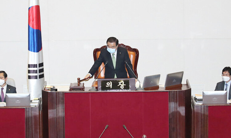 El gobierno de Corea tomara medidas para proteger a los idols menores de edad