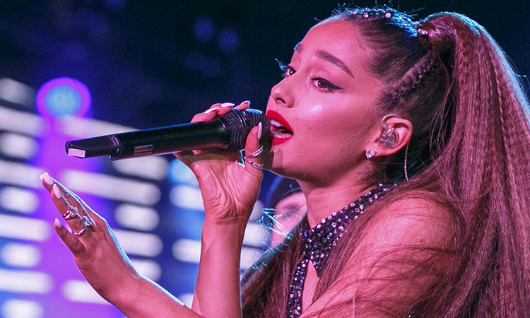 Filtran supuesto track list de Ariana Grande y colaboración con BLACKPINK