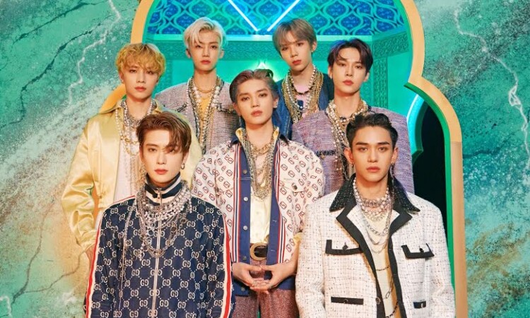 NCT sob ataque novamente: grupo usou imagens islâmicas como plano de fundo de suas apresentações