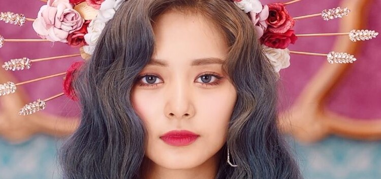 Tzuyu de Twice confiesa que penso que JYP era comendiante