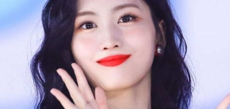 Momo de Twice se sorprendió al ver un fancam suyo, descubre cuál