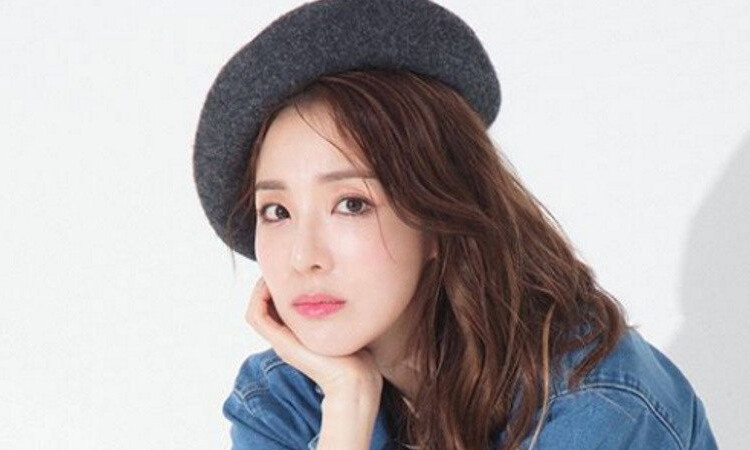 Dara tiene esperanza de un regreso de 2NE1 en los escenario del kpop