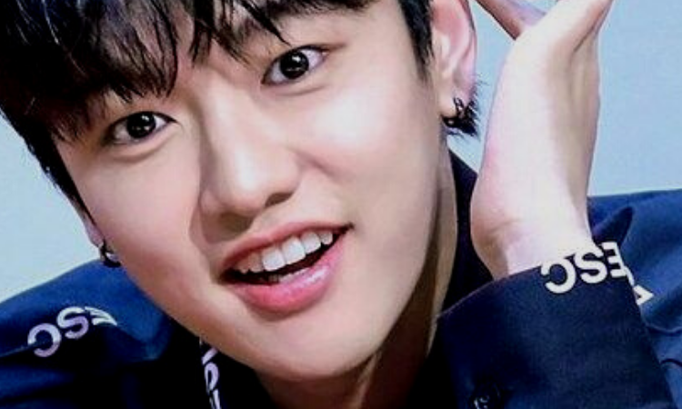 Se informa que Shin Won Ho de Cross Gene se enlistó el mes pasado para su servicio militar