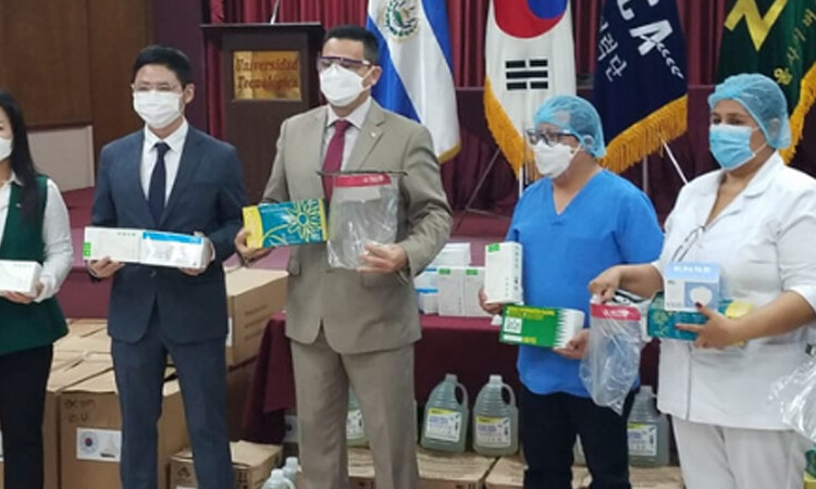 KOICA de El Salvador realiza donación de insumos para la prevención del Covid-19 a Universidad Tecnológica de El Salvador