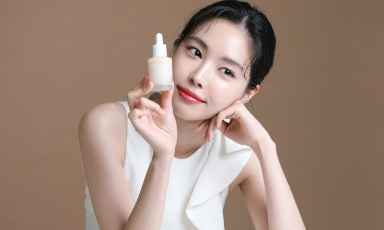 Na Eun de APINK es la nueva embajadora de la marca vegana de cuidado de la piel Glowoasis