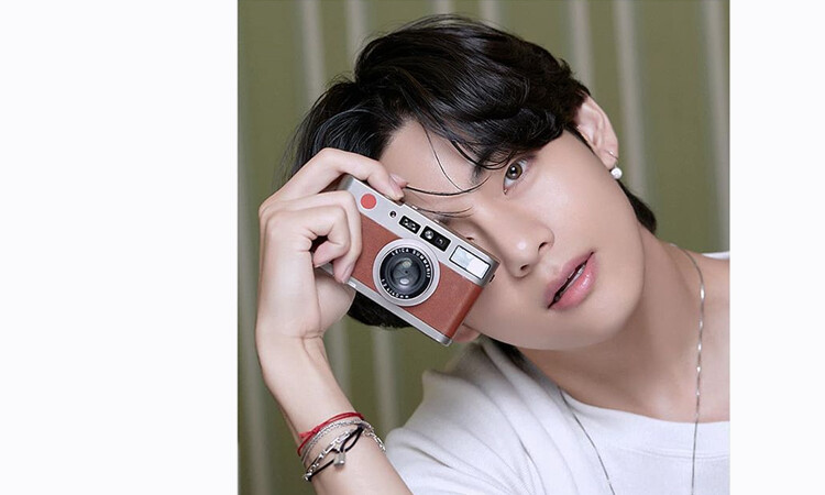 V de BTS relucen sus ideas en el teaser de Life Goes On