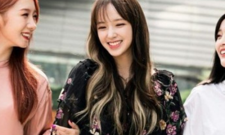 WJSN Cheng Xiao actualiza a sus fans con nuevas fotos de Instagram en medio de rumores de su partida