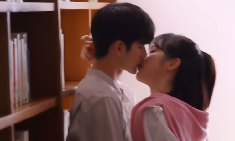 El detrás de escenas de el beso en el Kdrama 'More Than Friends' te volverá loco
