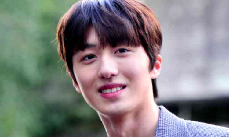 Chani de SF9 da negativo para COVID-19