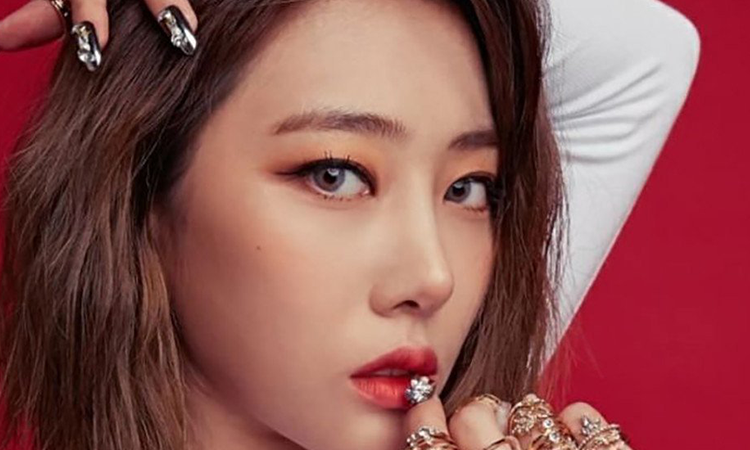 Hyemi pide disculpas a fans de Black Swan y Rania con una carta escrita a mano