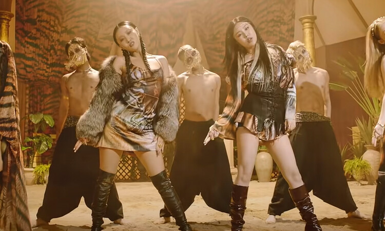 MAMAMOO ha realizado salvaje comeback con AYA