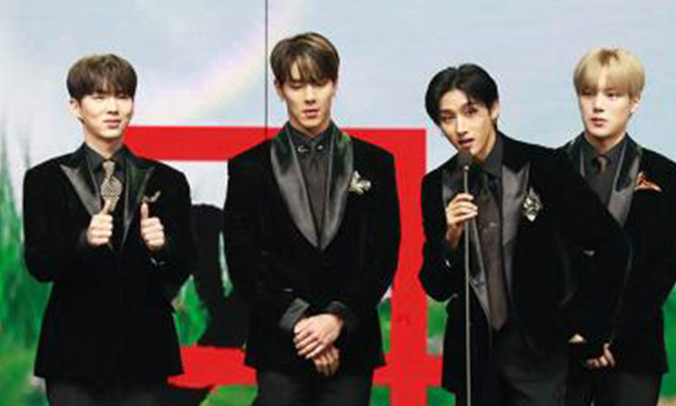 MONSTA X se lleva su primer 'Daesang' en los Asia Artist Awards 2020