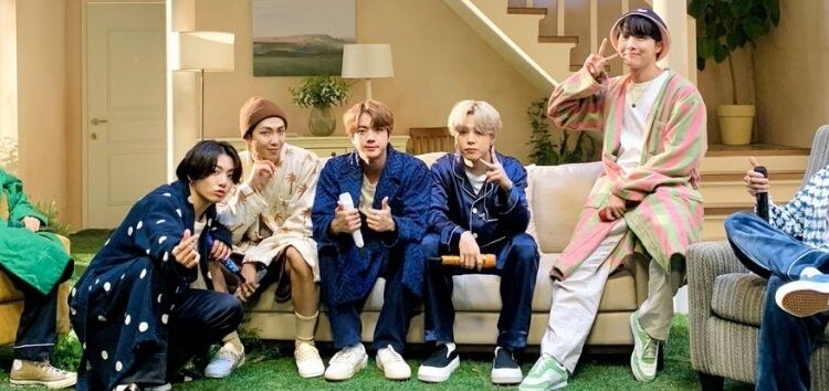 'BtS Lei' aprovada que permite que alguns idols adiem seu serviço militar