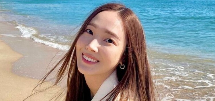 Jessica Jung luce radiante en imágenes de su visita a Busan
