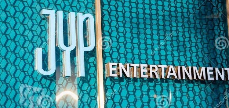 Conoce a los ídolos de JYP Entertainment nominados para los 