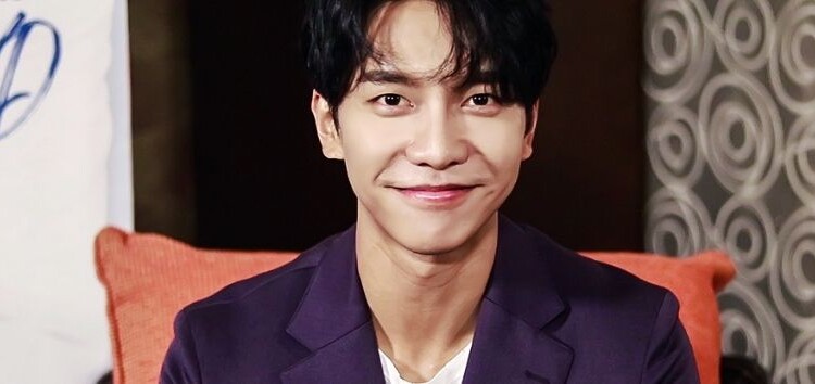 Lee Seung Gi muestra su 