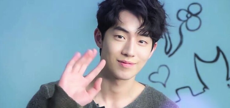 Video de Nam Joo Hyuk soprende a los seguidores de 