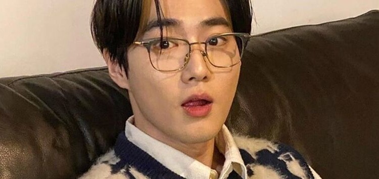 EXO Suho repreende Kai e Chanyeol por estarem acordados até tarde da noite