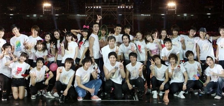 Fans de k-pop comparten sus experiencias en conciertos de SM Town