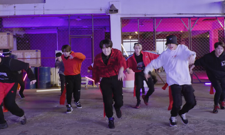 Stray Kids presenta el dance practice de TA
