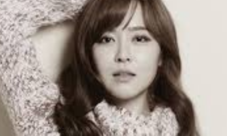 Ex miembro y Actriz de un grupo femenino supera su depresión en 