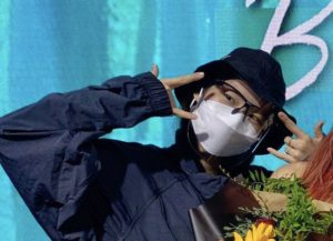 Jiho de Oh My Girl, apodada "la Chica Desinfectante"