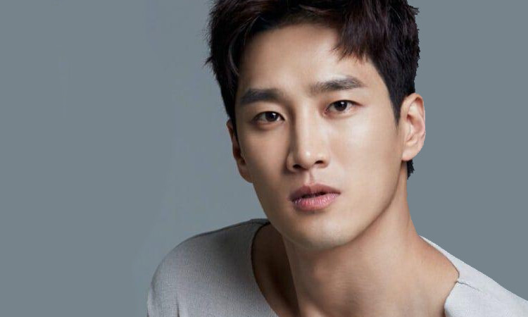 Ahn Bo Hyun revela el resultado de su test de COVID-19