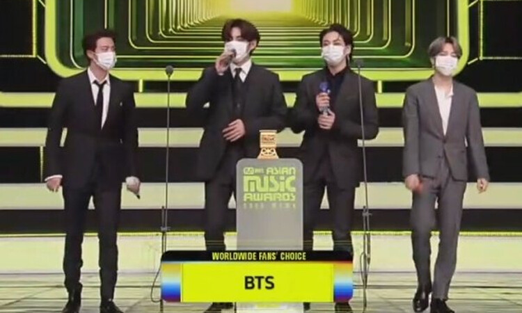 BTS gana en la categoria Worldwide Fans Choice TOP 10 en los MAMA 2020