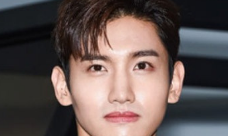 Changmin de TVXQ da un cálido mensaje a los Estudiantes que presentaron su examen de ingreso en Corea.