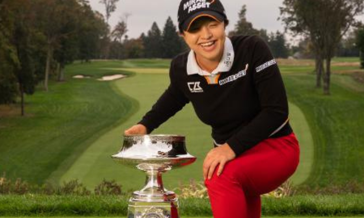 Golfista triunfa en el Campeonato PGA Femenino y revela que BTS fue su inspiración