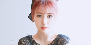 Jamie (Park Ji Min) organiza una fiesta navideña