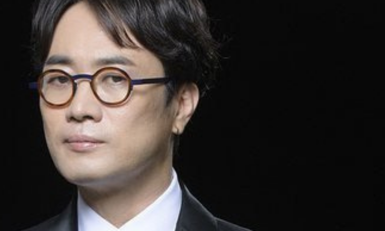 El director Min Kyu Dong da positivo por COVID-19