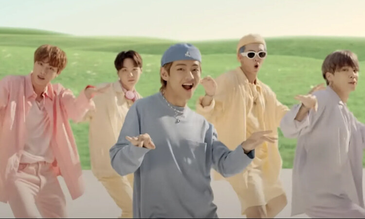 Comienzan las ofertas para comprar los outfits que BTS utilizo en Dynamite