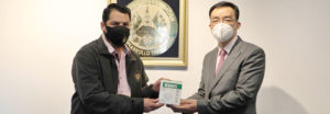 Embajada de China en El Salvador entrego una asistencia humanitaria de 100,000 dólares de la Cruz Roja China