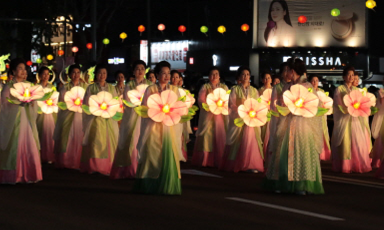 ‘Yeon Deung Hoe’ o 'Festival de los Faroles de Loto' para celebrar el cumpleaños de Buda