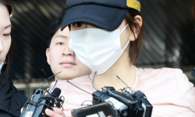 Hwang Ha Na es nuevamente arrestada por violar su libertad condicional